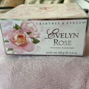 Crabtree & Evelyn Evelyn Rose dusting powder